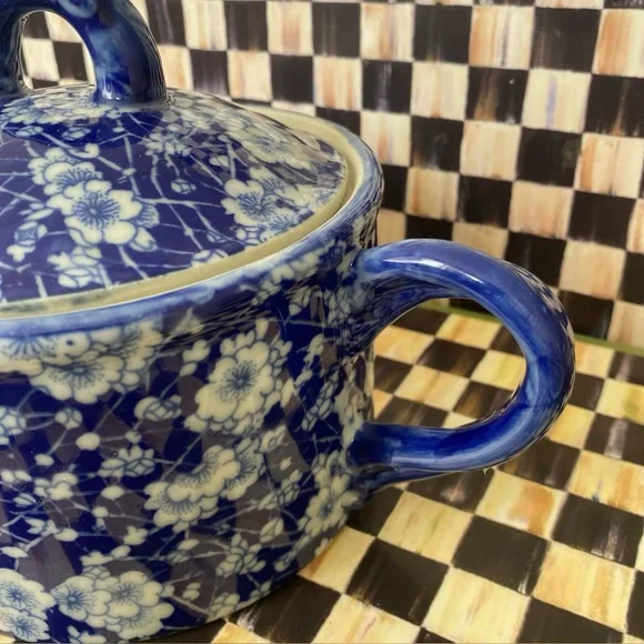 Rare Teapot Design China Blue collection produced exclusively for Seymour Mann - Picture 4 of 11